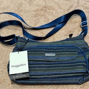 Baggallini Navy and Aqua Crossbody Bag